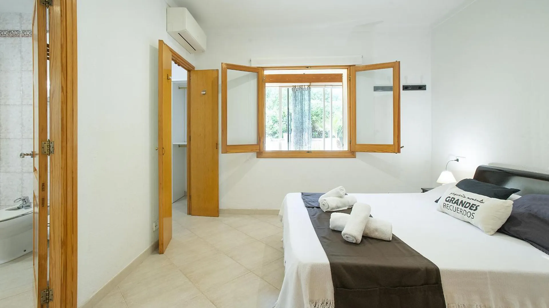 Owl Booking Villa Laura - 8 Min Walk To The Beach Port de Pollenca 0*,  Spain